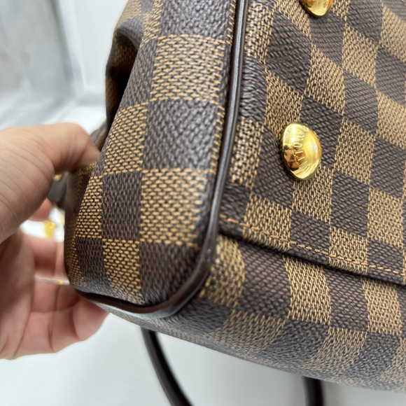 Luis Vuitton Damier Ebene Trevi PM - Picture 10 of 12